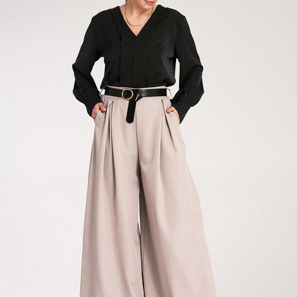  Women trousers model 214928 Figl 