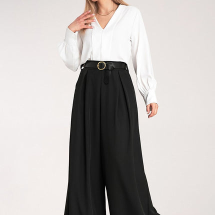  Women trousers model 214929 Figl 