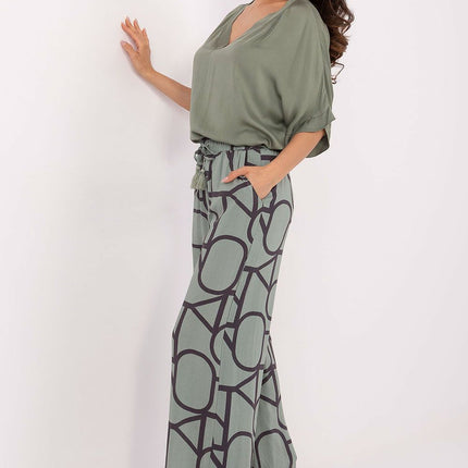  Women trousers model 215118 Sublevel 