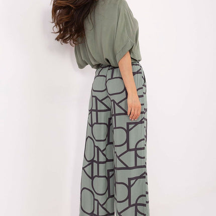  Women trousers model 215118 Sublevel 