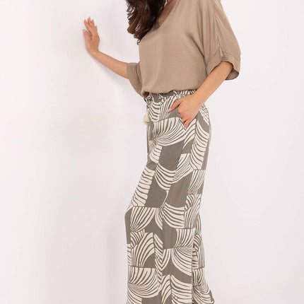  Women trousers model 215119 Sublevel 