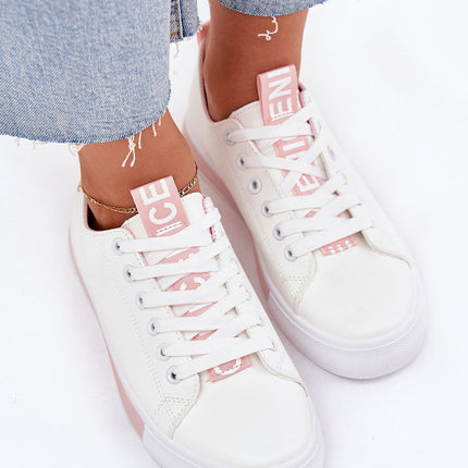  Sneakers model 215676 Step in style 