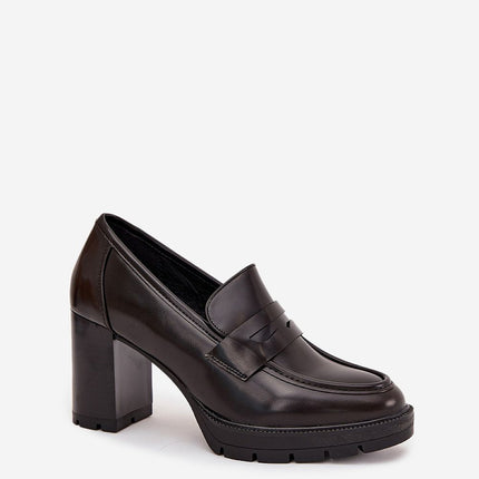  Heeled low shoes model 217689 Step in style 