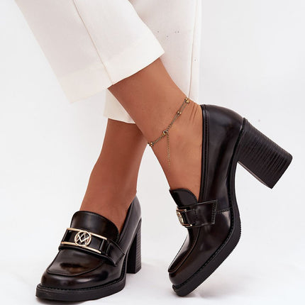  Heeled low shoes model 217841 Step in style 