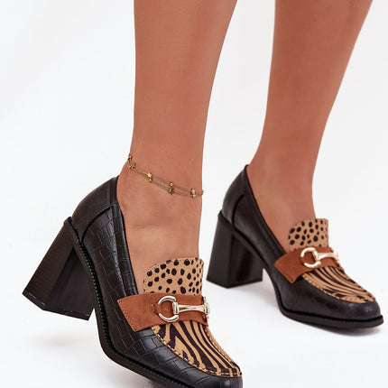  Heeled low shoes model 217843 Step in style 