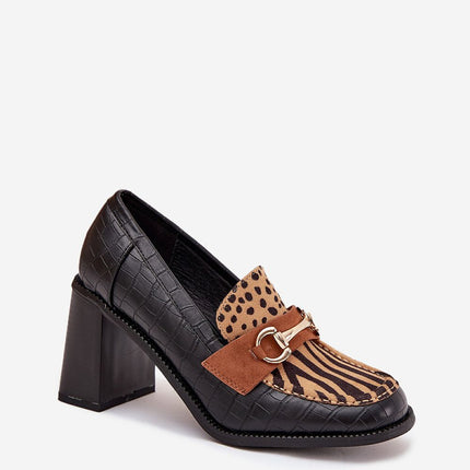  Heeled low shoes model 217843 Step in style 