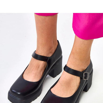  Heeled low shoes model 218165 Solea 