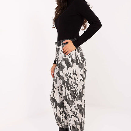  Women trousers model 218437 Italy Moda 