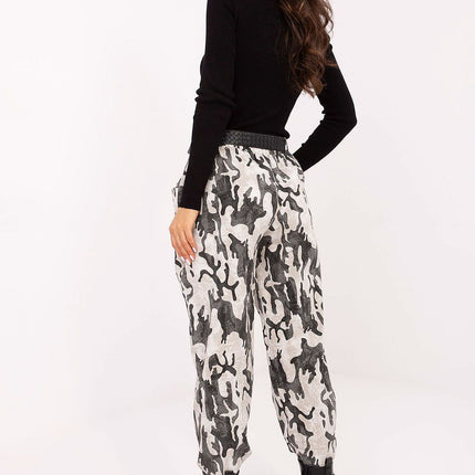  Women trousers model 218437 Italy Moda 