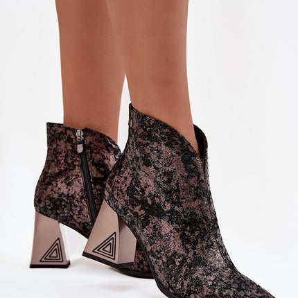  Heel boots model 219246 Step in style 