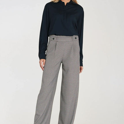  Women trousers model 219763 Nife 