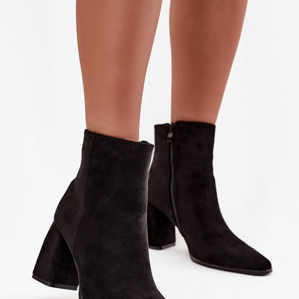  Heel boots model 219842 Step in style 