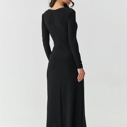  Long dress model 220425 Makadamia 