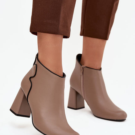  Heel boots model 222520 Step in style 