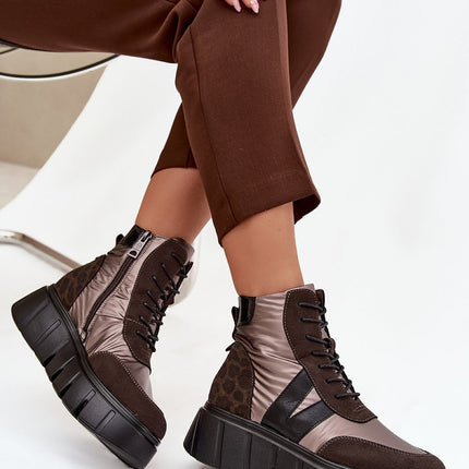  Platform boots model 222521 Step in style 