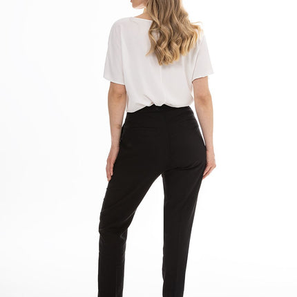  Women trousers model 225297 awama 