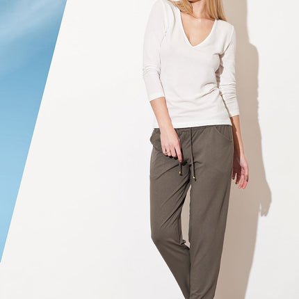  Women trousers model 29399 Figl 
