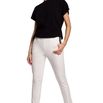  Trousers model 142270 Moe 