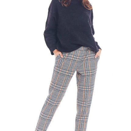 Women trousers model 148985 awama 