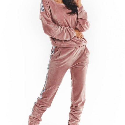  Tracksuit trousers model 149803 awama 