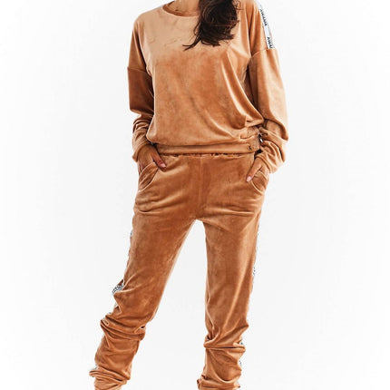  Tracksuit trousers model 149804 awama 