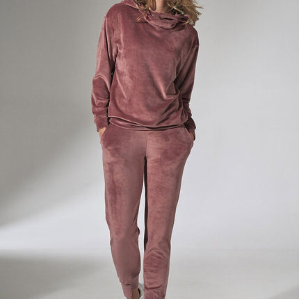  Tracksuit trousers model 151803 Figl 