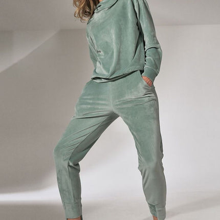  Tracksuit trousers model 151806 Figl 