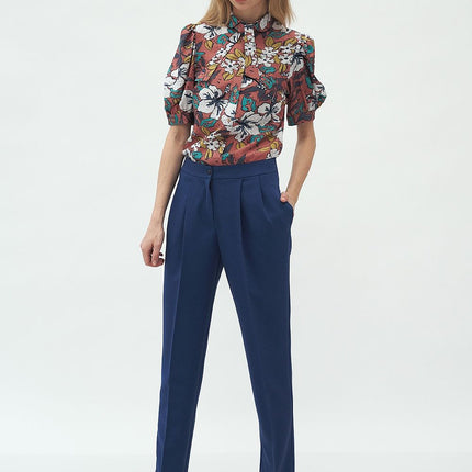  Women trousers model 152501 Nife 