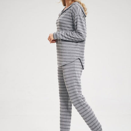  Tracksuit trousers model 162307 Figl 