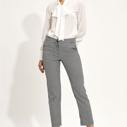  Women trousers model 170489 Nife 