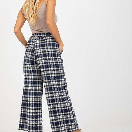  Women trousers model 175003 Lakerta 