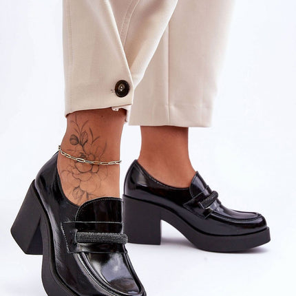  Heeled low shoes model 183962 Step in style 
