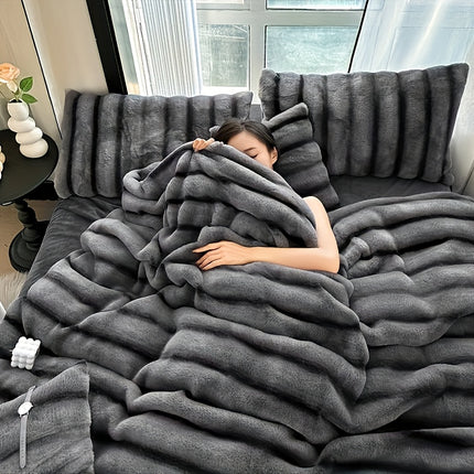 High luxury thick striped rabbit like plush blanket, autumn and winter thick bed blanket cover
