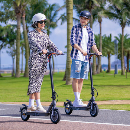 5TH WHEEL V30PPRO Foldable E-Scooter with Turn Signals & Rear Suspension - 350W Motor