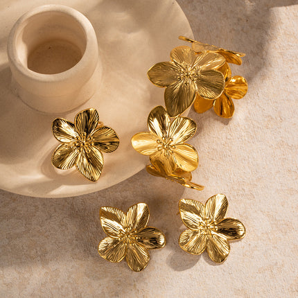 Golden Flower Ornament Suit Summer Beach Essential Special Interest Light Luxury Versatile Accessories New