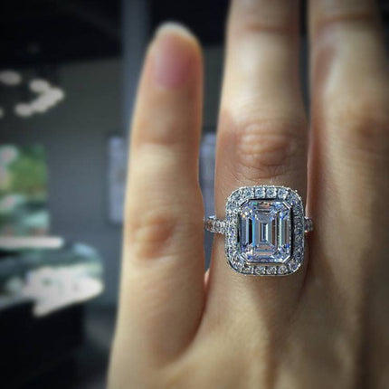 New Vintage Alloy Inlaid Zircon Ring