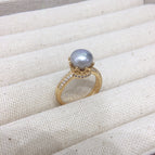 Gray / Adjustable Opening