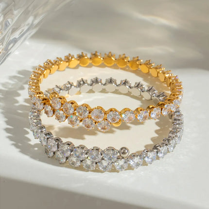 e268a070-2551-4e43-9442-ebe2a66da945-Max