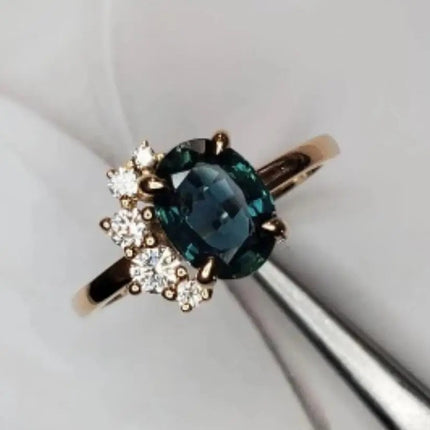 Light Luxury Brass Gold-plated Inlaid Blue Zircon Ring