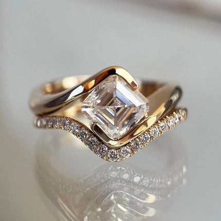 Golden Ring With Zircon Setting