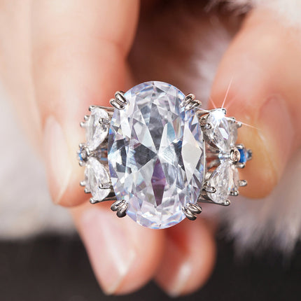 Elegant And Stylish Pigeons Egg Ring