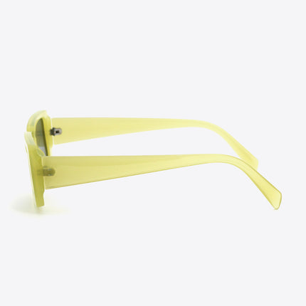 ed923b3ba526425cbc20129089185a43-Max