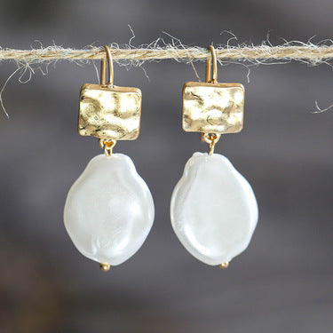 Fashion Simple Temperament Simulation Shaped Pearl Earrings