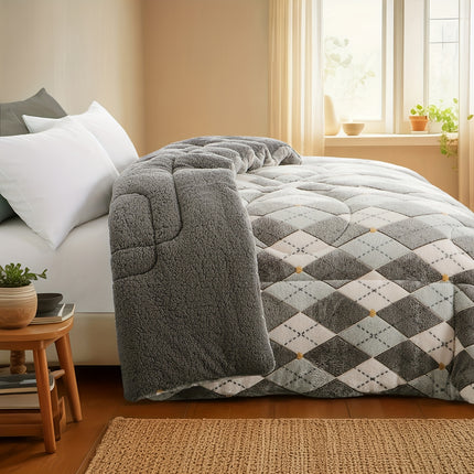 Luxury Milk Light Beige Quilted Comfort Duvet 300GSM Winter Bedspread, Soft Warm Plaid Bed Cover