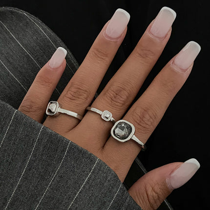 Fashionable Light-Luxury Acrylic Rhinestone Ring Set