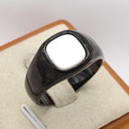 Black And White Shell / No 6