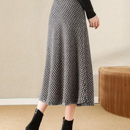 High-Waisted Skirt, Versatile Daily Commute Mid-Length Skirt with Belt for Winter