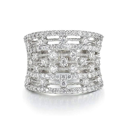 Fashionable Finger Jewelry Ring For Women Luxurious Engagement Ring